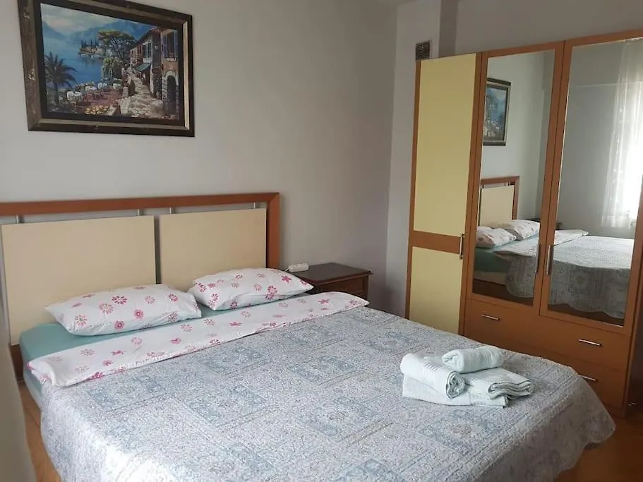 Apartment 15 Min To Saw Airport + 5 Min To City Metro Istanbul